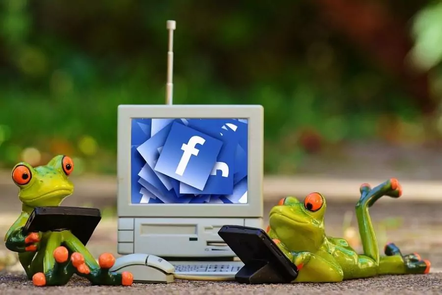 facebook-scraper
